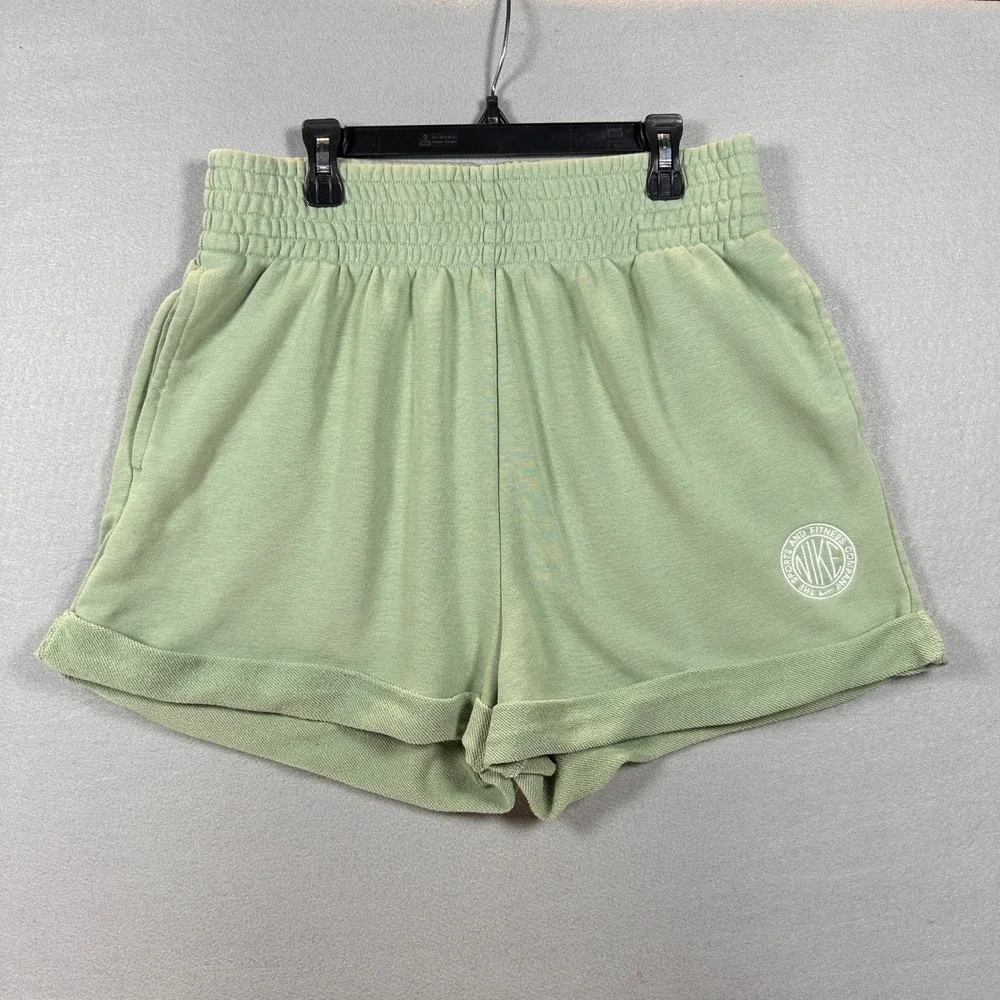 Nike Sportswear Femme High Waisted French Terry Shorts Sage Green Activewear M